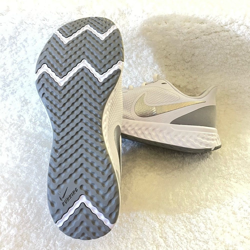 Nike Revolution 5 Sneakers Running Shoes Lace White Pure Platinum Mesh Unisex - Picture 5 of 15